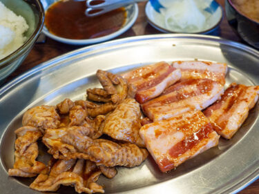 焼肉天国　赤坂
安くて旨い 豚専門の焼肉店
