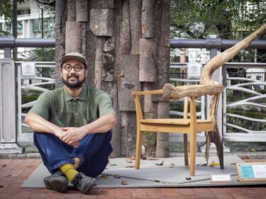 木工職人、富田学さんが初の個展　
10日から「広瀬川アートⅡ」