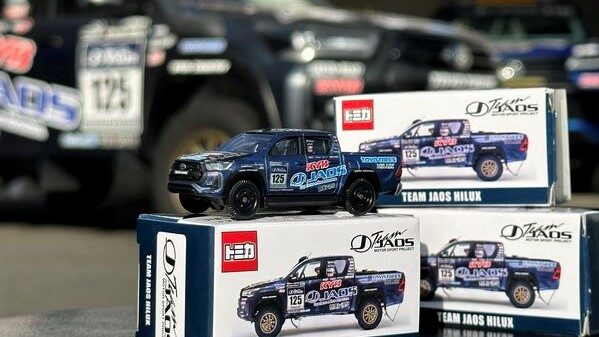 手のひらに乗る「JAOS HILUX」 トミカのミニカーを限定発売（N）｜前橋  