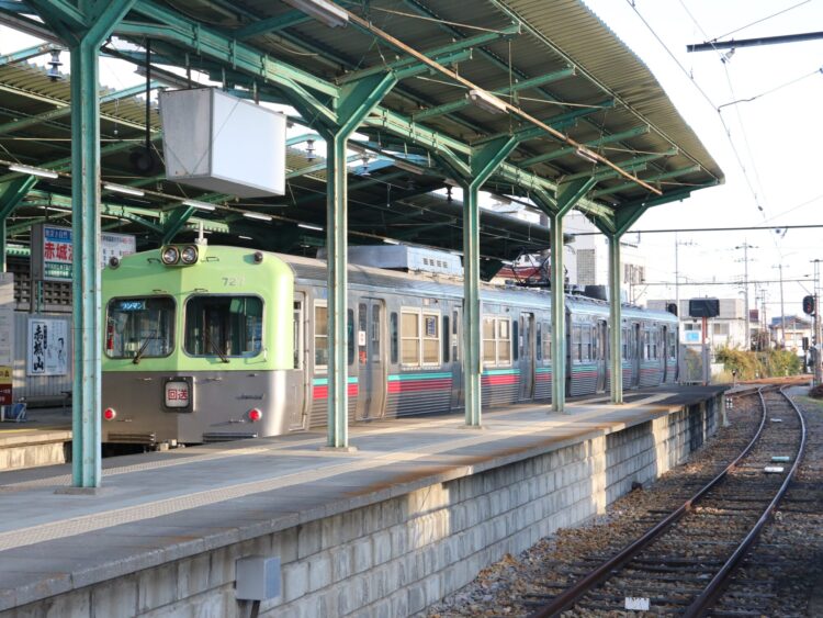 東京メトロ 03系 日比谷線 鉄道部品 運転室上扇風機 03-124f 5ドア車 上毛電鉄「800形」 、2月29日に運行開始決定！元東京メトロ03系