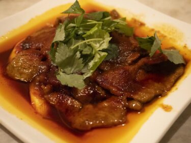 青龍
「水煮牛肉」辛くて美味
