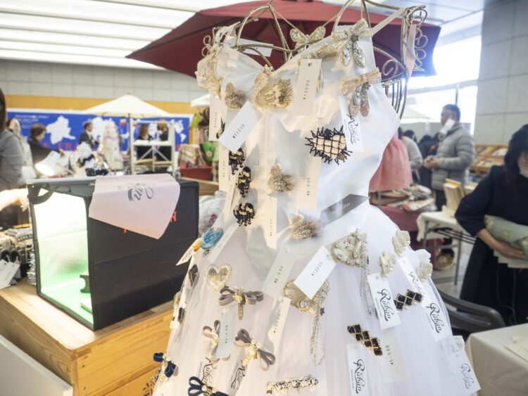 君に届け ピンズセット　池袋イベント限定マルちゃんピンズ有り！ 怪盗グルーファミリー”と“超宣伝アンバサダー”が浴衣姿で超集結！超夏