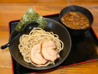 つけ麺 三峰
武骨な上州つけ麺です
