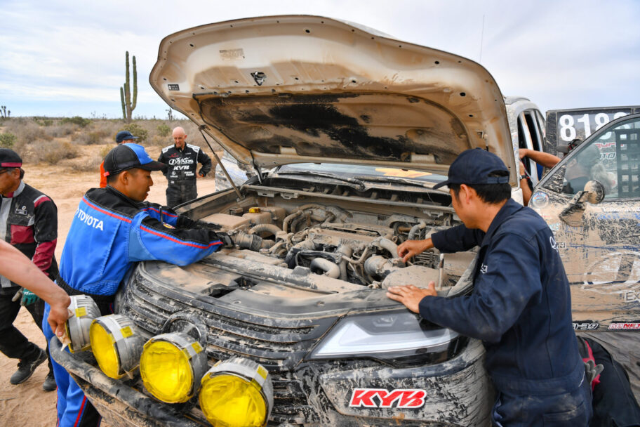 「BAJA1000」3年目の勝負-２-
【８人のサムライメカニック①】
