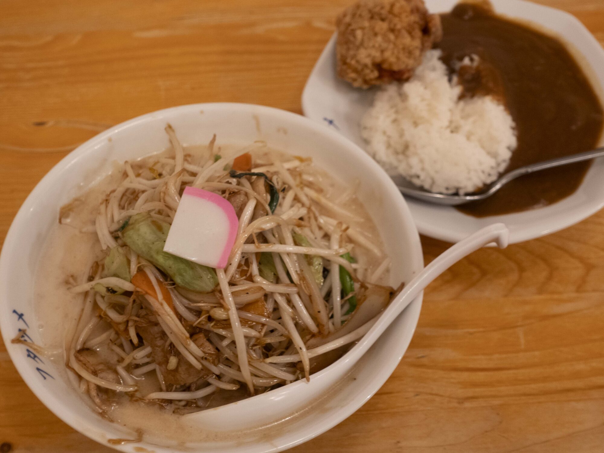 極 濃 湯麺 フタツメ
