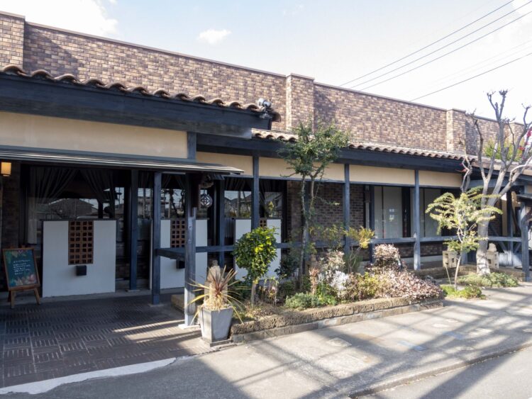 茶屋 草木万里野 前橋店 無国籍の不思議な世界の前橋グルメ情報｜前橋