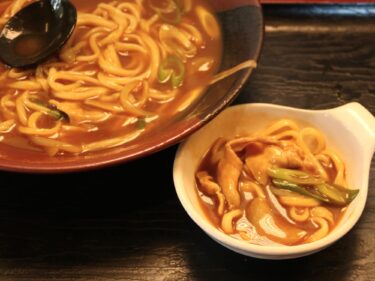 そば蔵大胡店
カレーの誘惑 参りました
