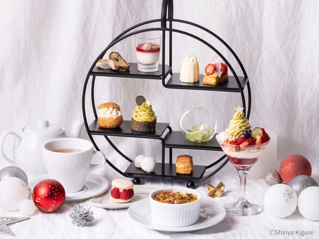 【まえばしXmas2025①】
白と赤がテーマのクリスマス・アフタヌーンティー
白井屋ホテルで12月1日から