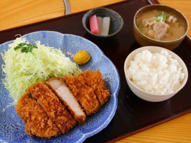 福豚の里 とんとん広場
とろける「とろかつ」
