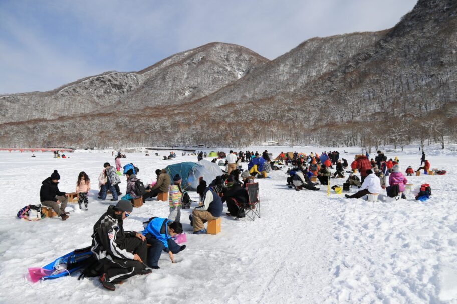 氷上ワカサギ釣り１5日解禁
赤城大沼、「デカサギ」釣ろう
