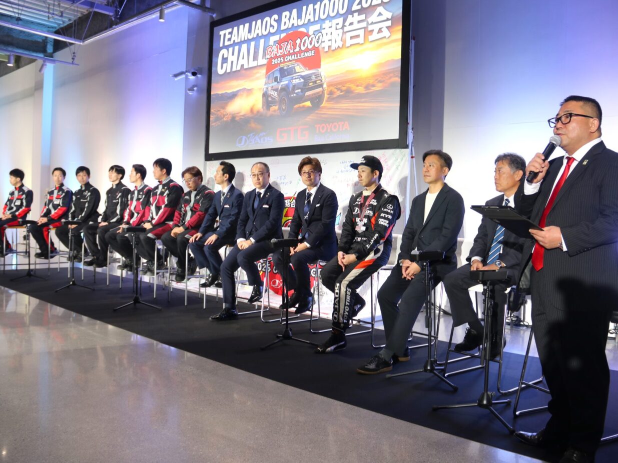 「目指すはてっぺん」
ジャオスがバハ1000参戦報告会
