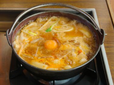 鍋うどん処 さとり
冬のお薦め 辛みそ煮込み
