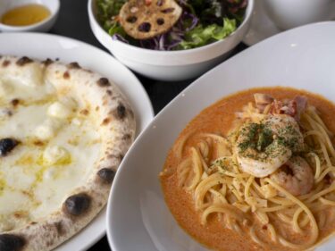 ROSE mintガーデンカフェ　
はちみつピザの昼時間