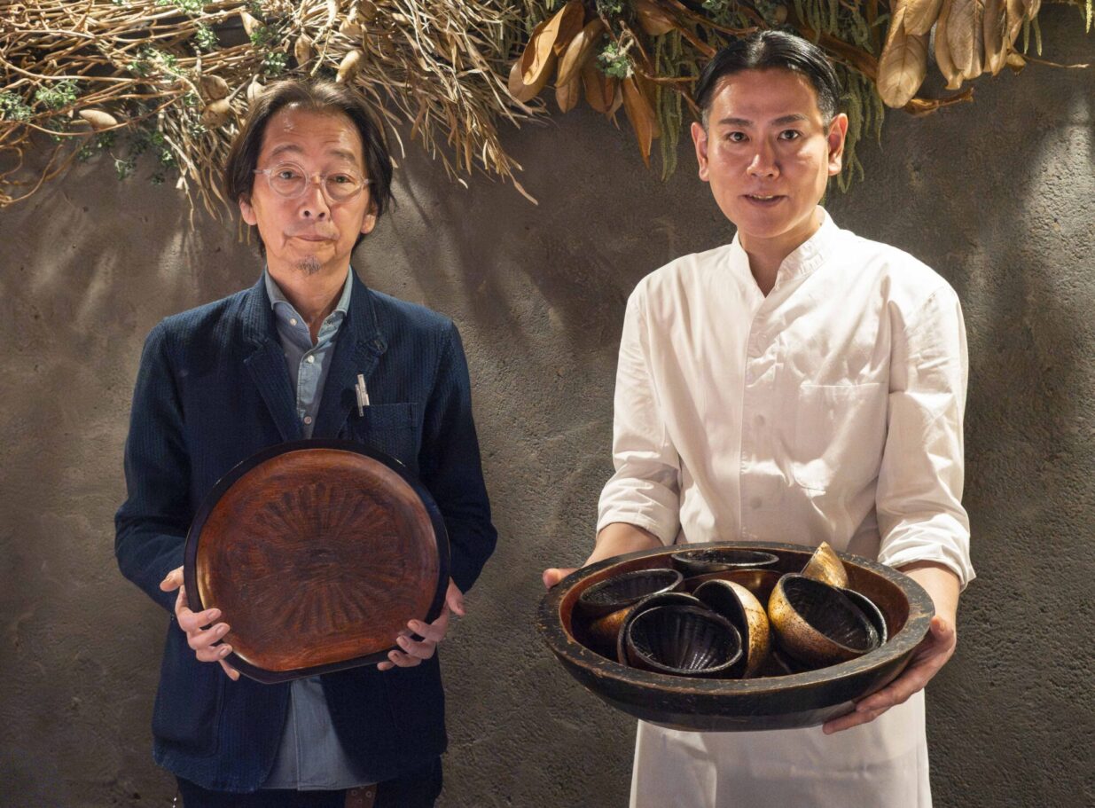 300年の「藤原盆」よみがえる 
白井屋ホテルで披露