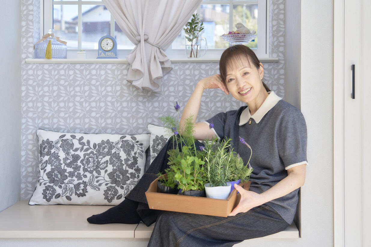 【聞きたい 山﨑寛代さん＜後編＞】　
赤城南麓で育てる香りの庭