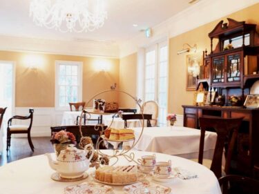 ヴィクトリア女王の誕生日5月24日にプレオープン
英国紅茶サロン開店