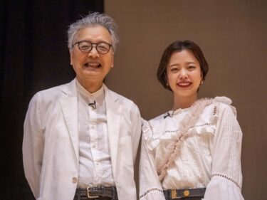 朔太郎忌で親子共演
萩原朔美さん、すみれさん