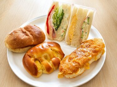モンパン　
35年愛される家族パン
