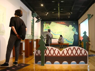 朔太郎の散歩は危険⁉
前橋文学館で生誕140年記念展
