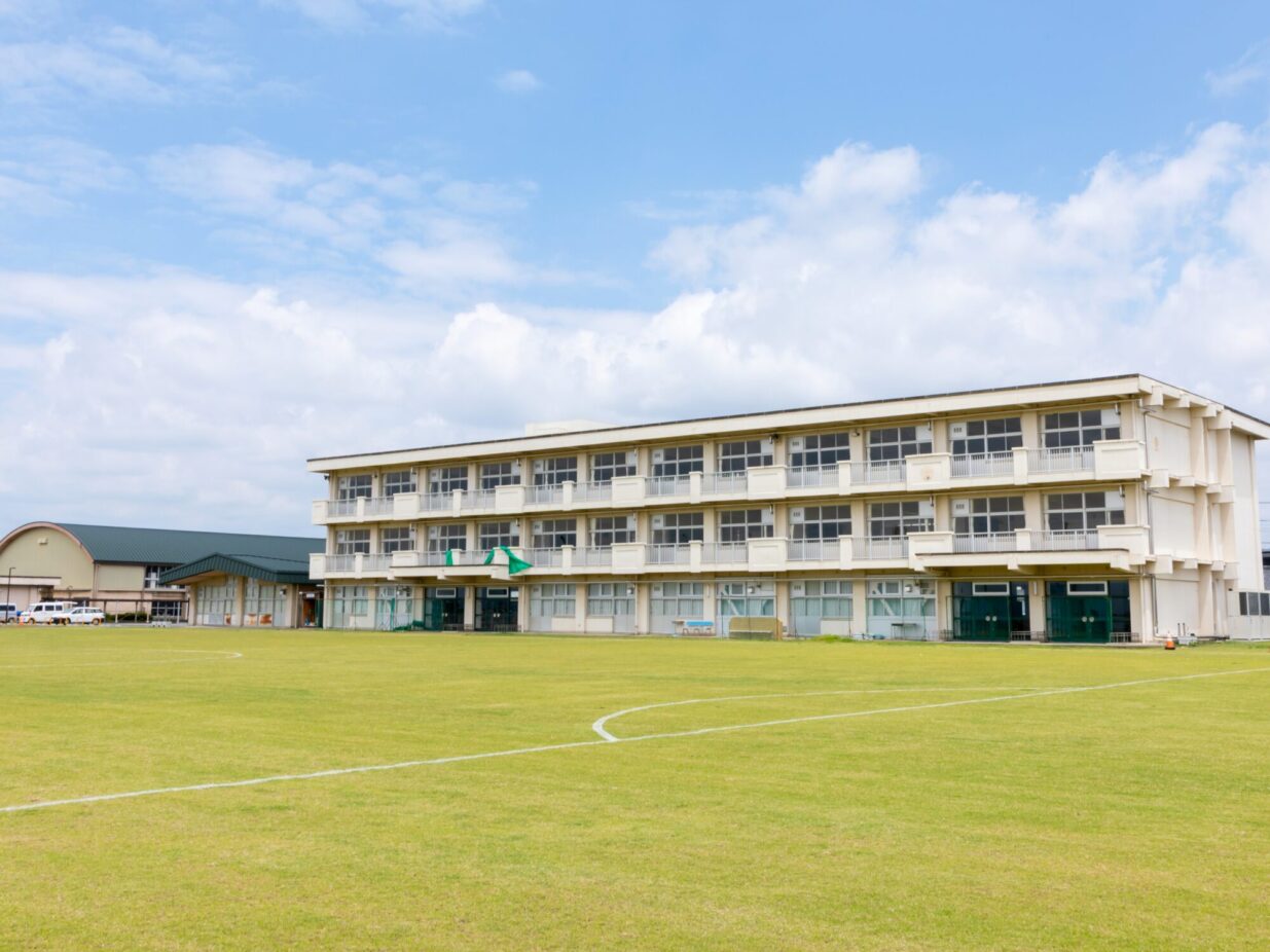 広瀬スポーツ・カルチャーセンター誕生
天然芝広場は無料開放
