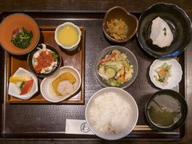菜香家・わ 南町店
ヘルシーな10品を楽しむ