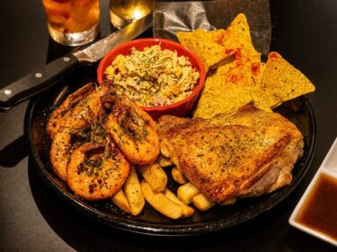 Chicken & Shrimp Diner BARON   
鶏と海老で攻める
