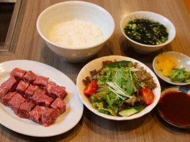 大川食堂
魅惑のサイコロステーキ
